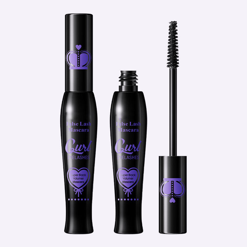 Vattenfast mascara som böjer och förlänger
