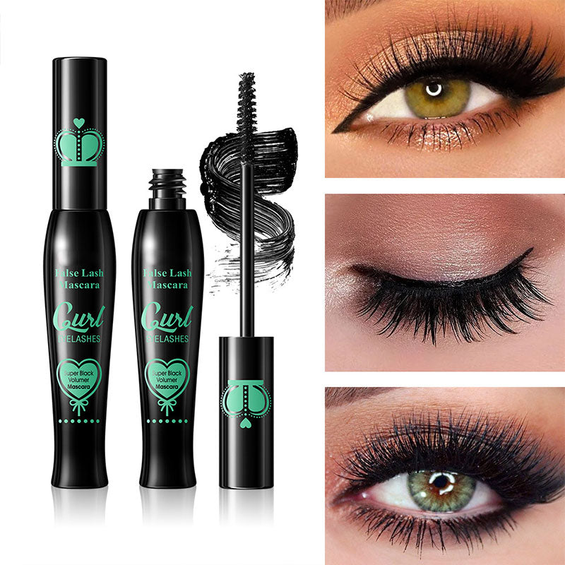 Vattenfast mascara som böjer och förlänger