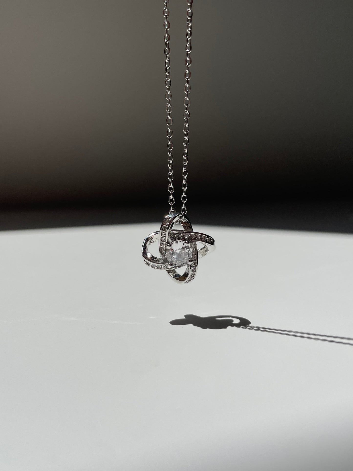 👪Till min dotter – Halsband “Hjärta av kärlek🍀