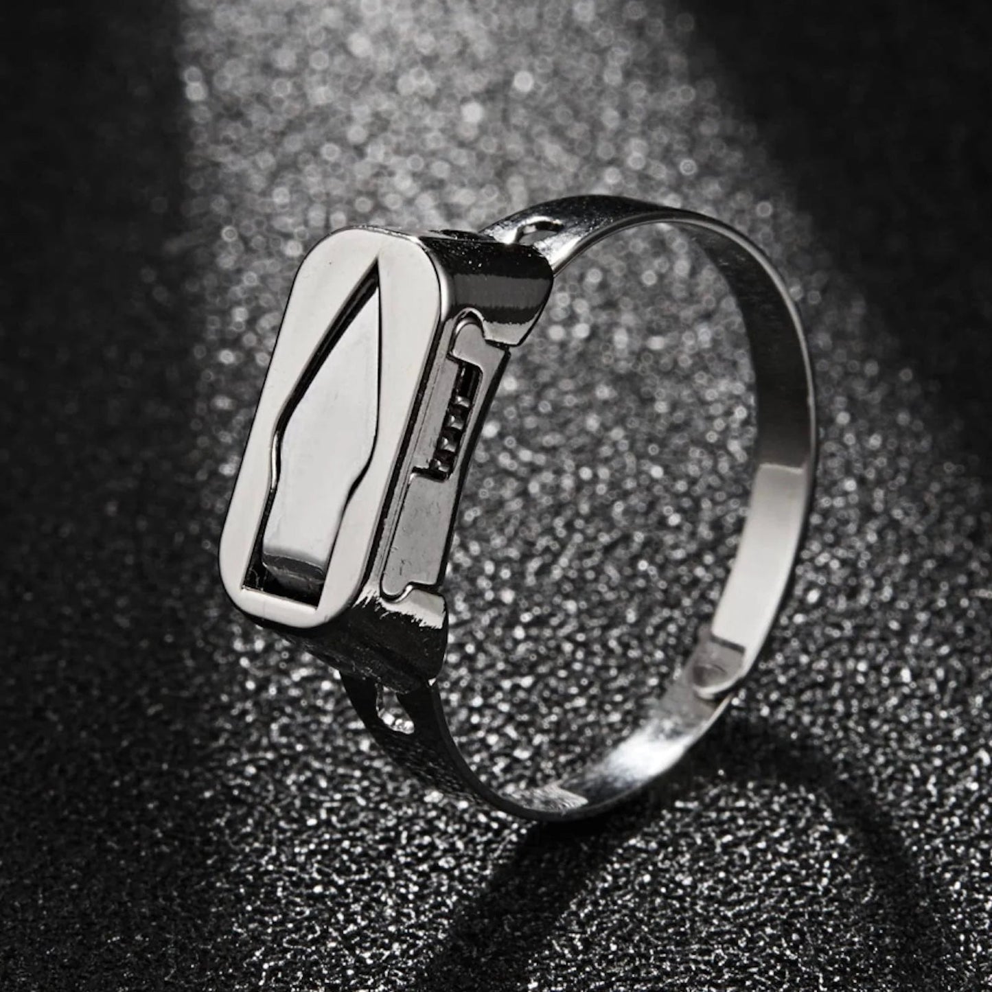 💍Ringkniv i metall för självförsvar