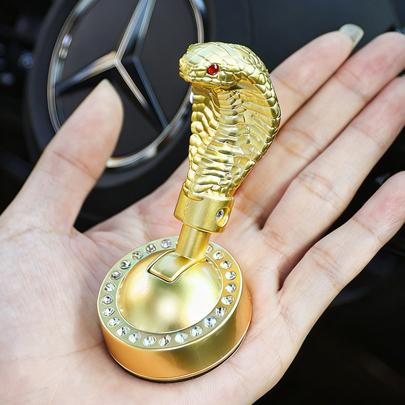 Ormformad bil med startspak med en knapp