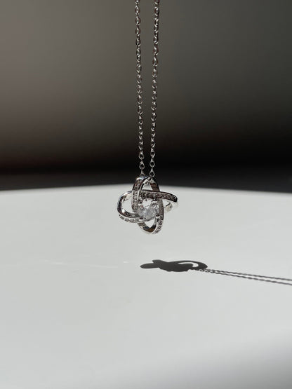 👪Till min dotter – Halsband “Hjärta av kärlek🍀